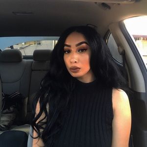 Meet your Posher, Alexandra